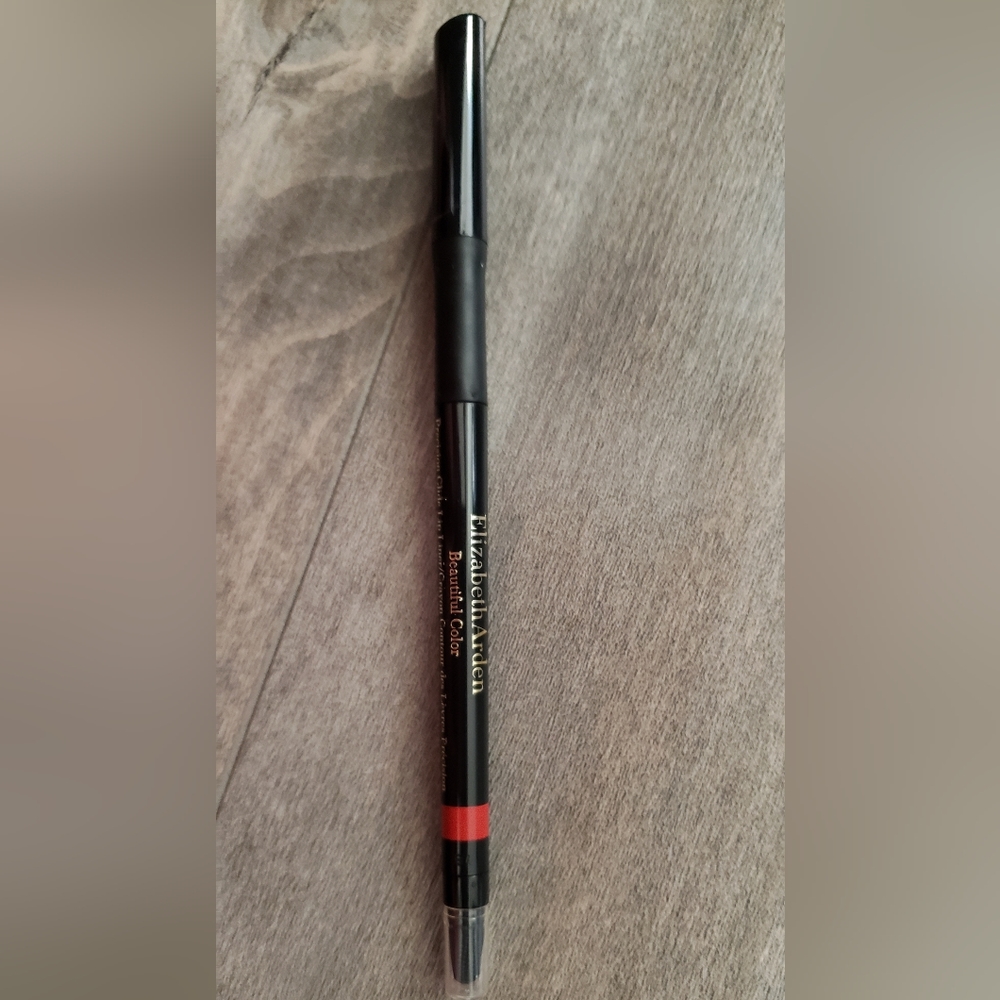 Elizabeth arden red door red lip liner